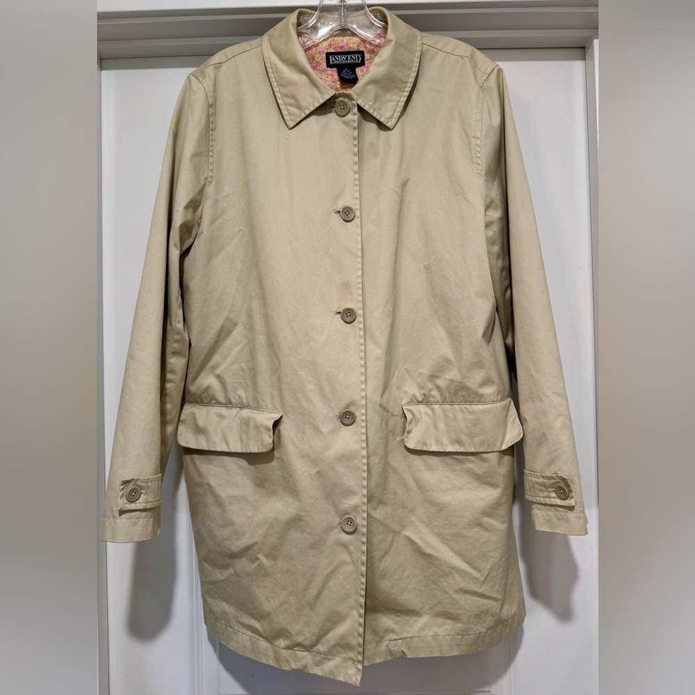 Sweet Vintage 90’s Lands' End Khaki Floral Lined Trench Coat Size M